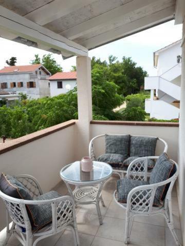 Apartman Raus Sabunike ปริฟลากา ภายนอก รูปภาพ